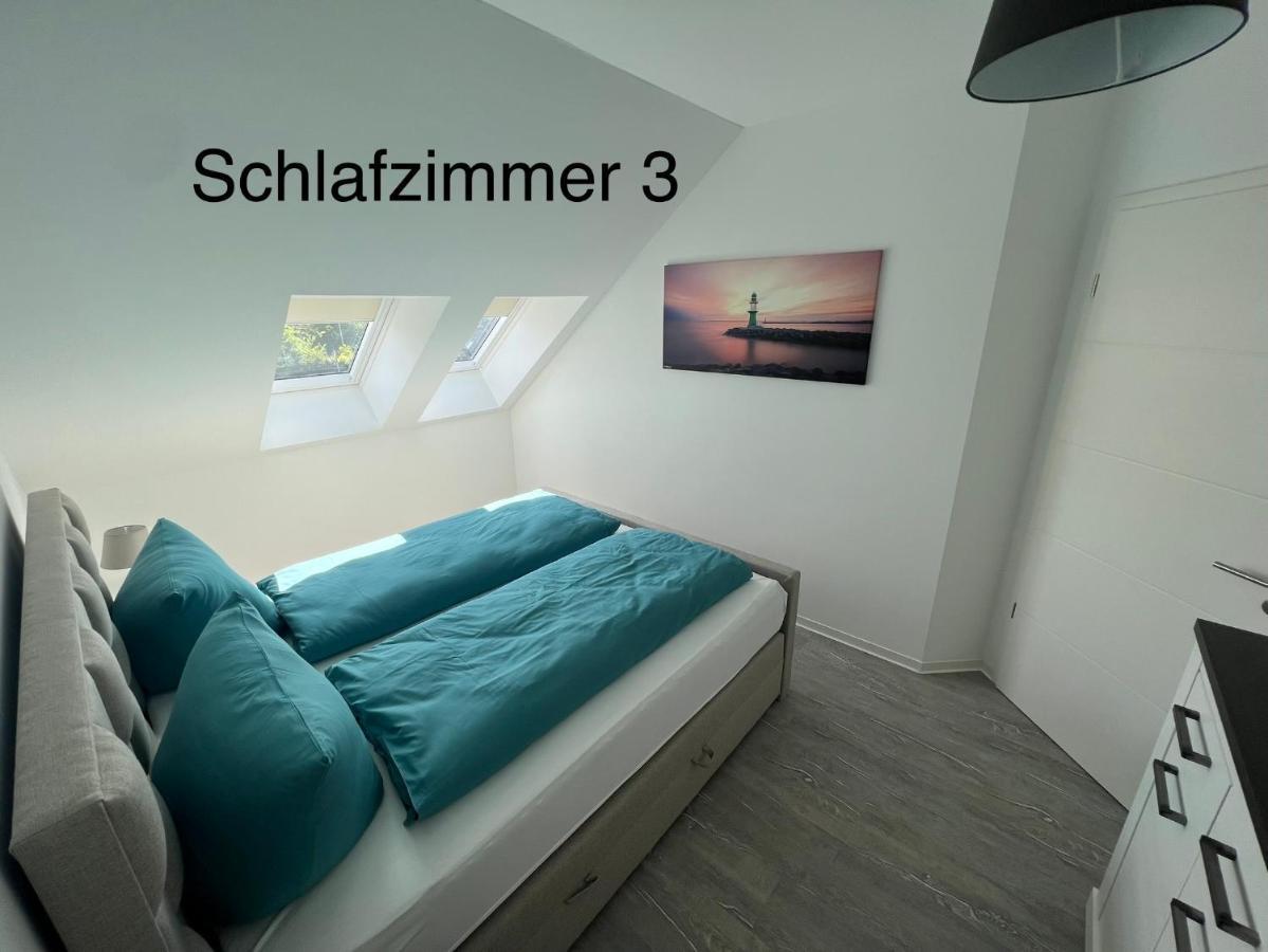 Doppelhaushaelfte Mit Terrasse Villa Elmenhorst/Lichtenhagen Exterior foto